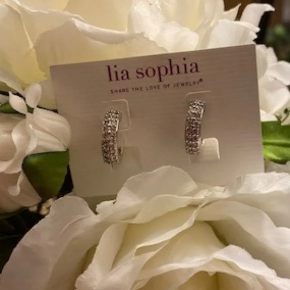 Lia Sophia "CHIFFON" Earrings - Picture 3 of 7